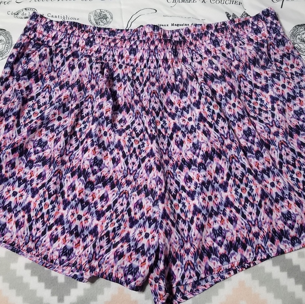 *Reposh* a.n.a A New Approach Women shorts